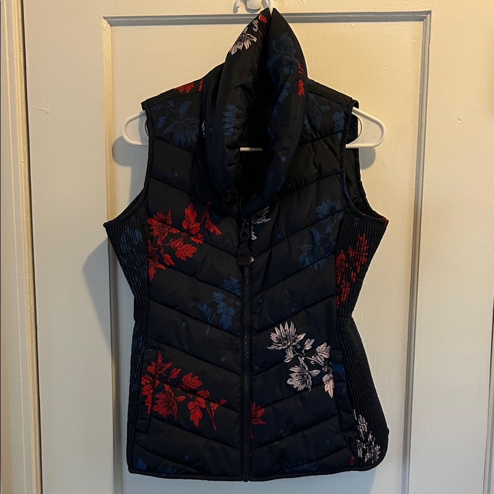 Joules Floral Puffer Vest